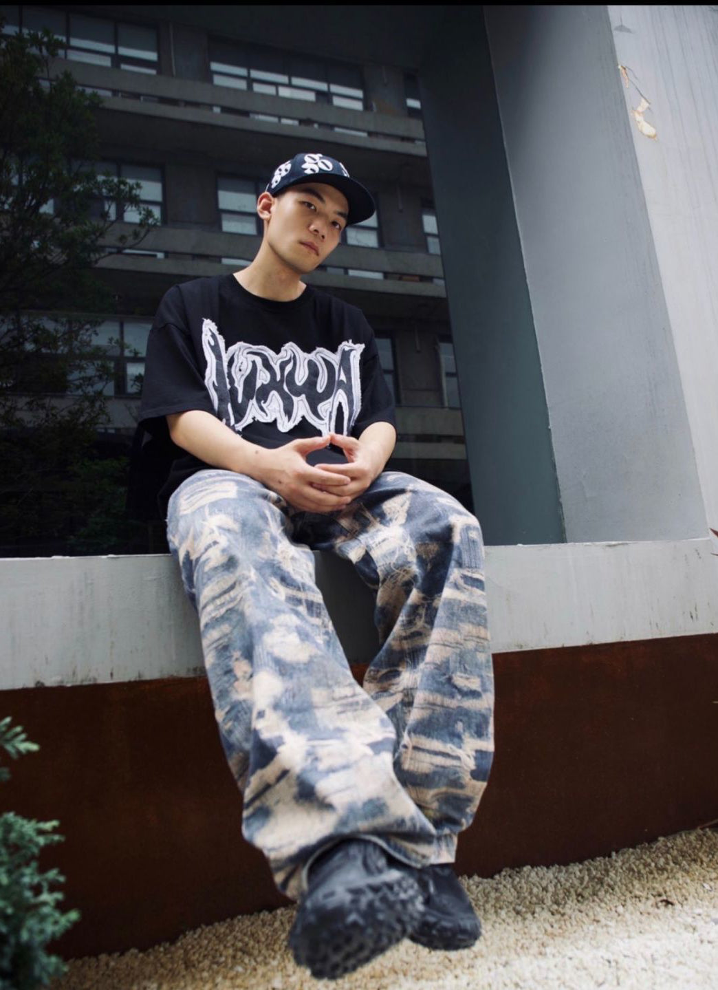 Casual Flared Worn Jeans